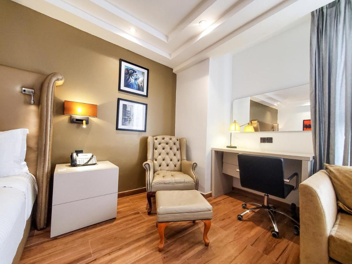 Victoria Crown Plaza Hotel Lagos Kültér fotó