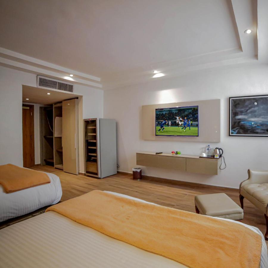 Victoria Crown Plaza Hotel Lagos Kültér fotó