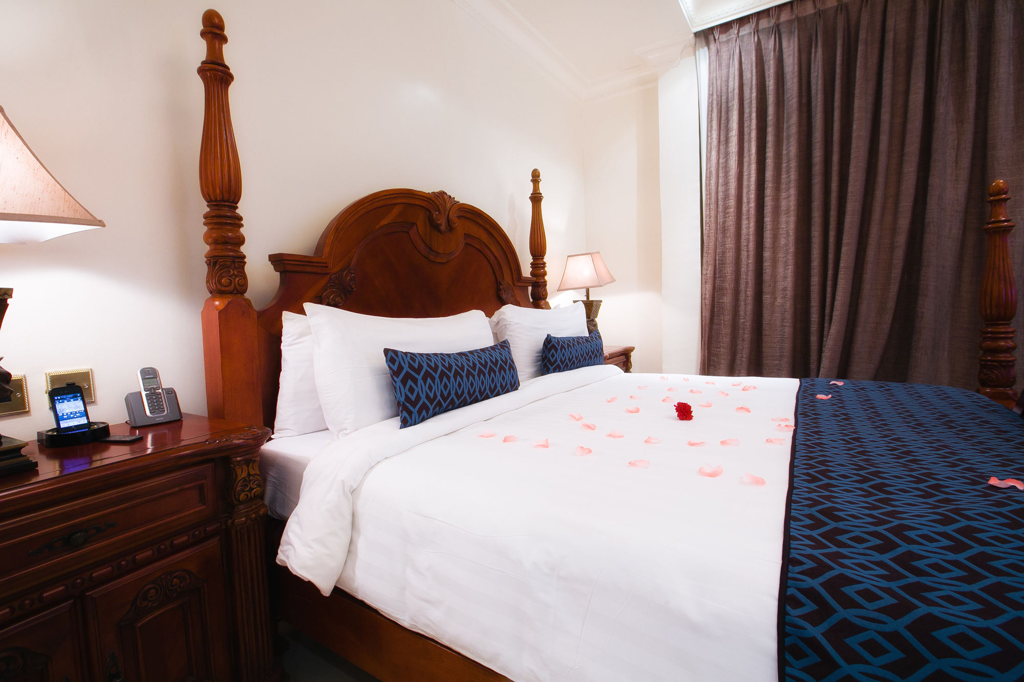 Victoria Crown Plaza Hotel Lagos Kültér fotó